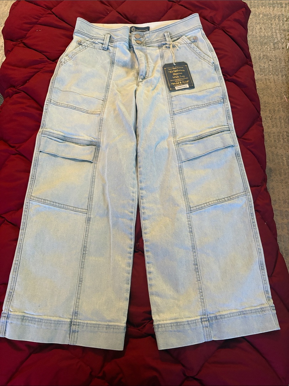 Democracy Skyrise wide leg Capri pants new